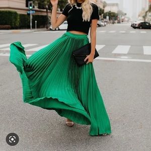 green long pleated skirt!
